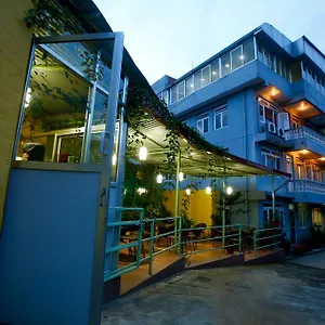 2* Hotel Nandini